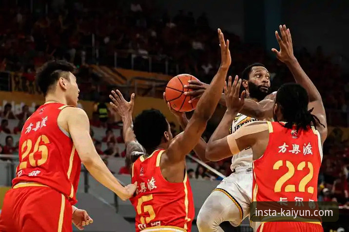 CBA季后赛最新动态：浙江加时逆转宁波，兰道夫33分率队2-0横扫晋级八强